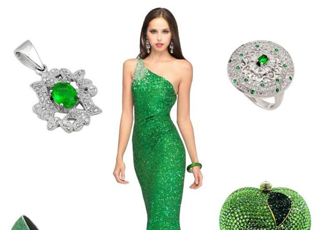4 Damn Hot Emerald Look, You can't resist Trying!