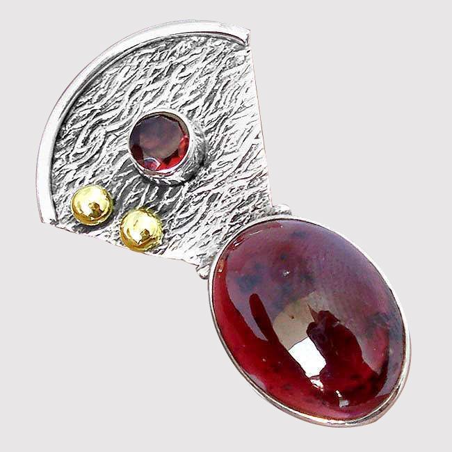 garnet gemstone pendant