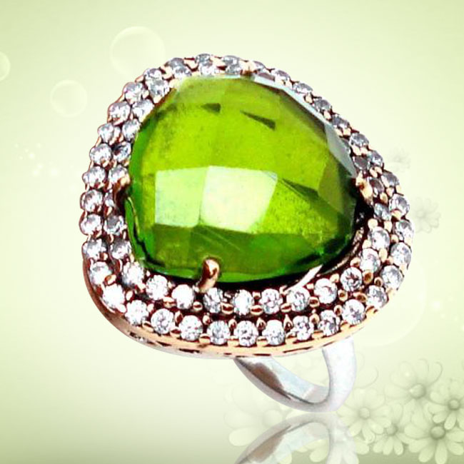 peridot gemstone ring