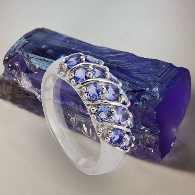 tanzanite gemstone