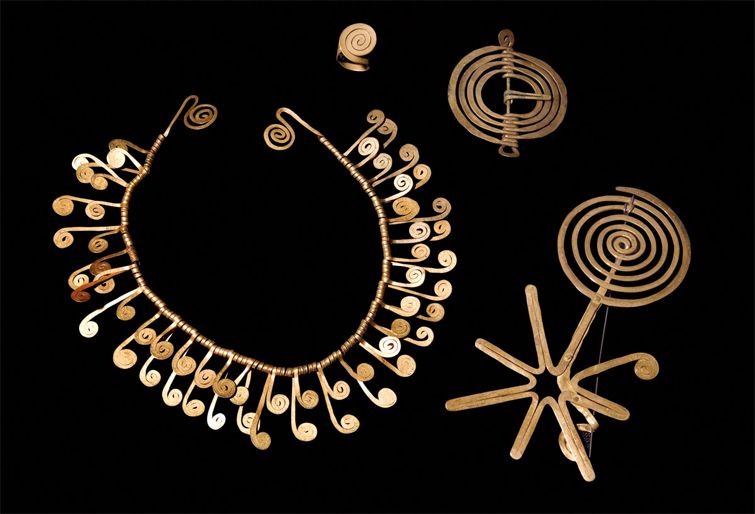 alexander calder jewelry