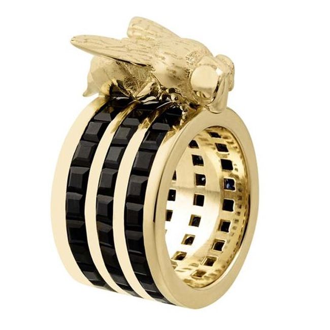 bees ring