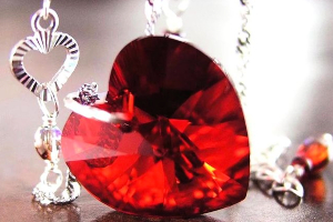 Gemstones to Fetch Love in Your Life