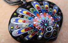 8 Seashell Pendants to Redefine Your Fashion Mantra