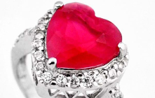 Attraction of Gemstones too Catches the Focus of Other Towards You