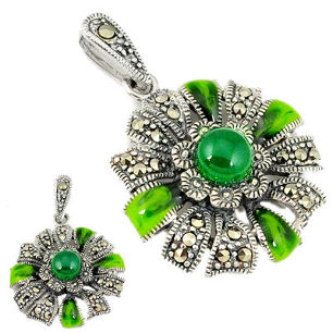 Spot out a Fascinating Collection of Green Chalcedony Jewelry