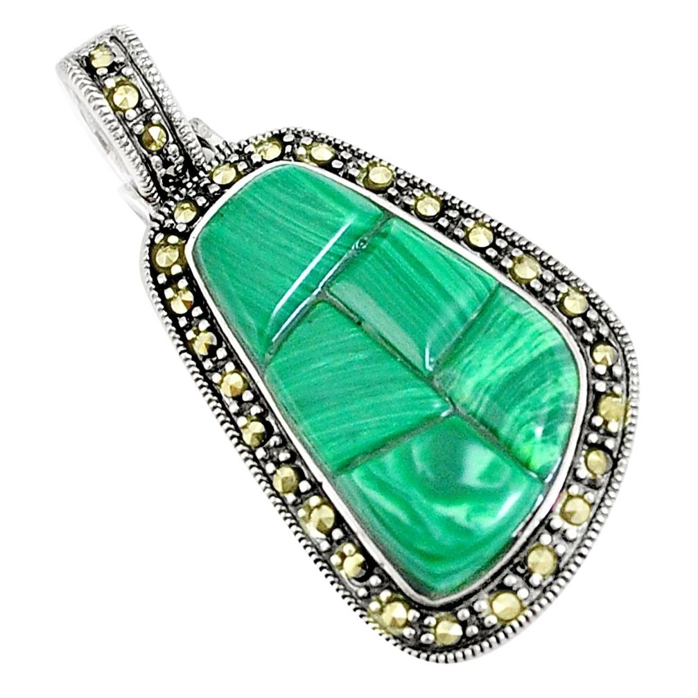 10.02cts natural green malachite (pilot's stone) 925 silver pendant a94371