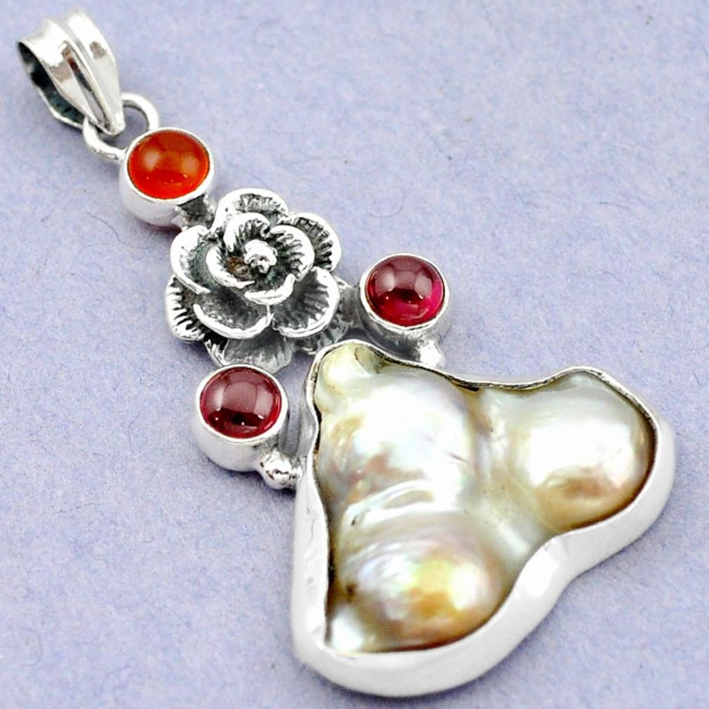 Natural white biwa pearl cornelian (carnelian) 925 silver flower pendant d16302