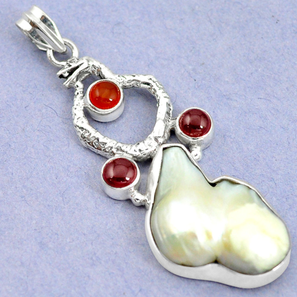 Natural white biwa pearl cornelian (carnelian) 925 silver snake pendant d16310