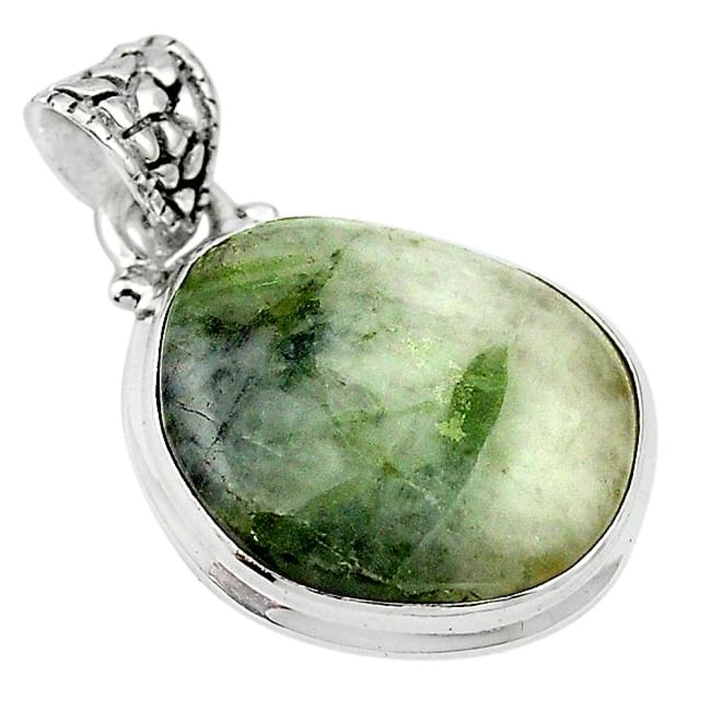 Clearance-15.08cts natural green tourmaline in quartz 925 sterling silver pendant k72845