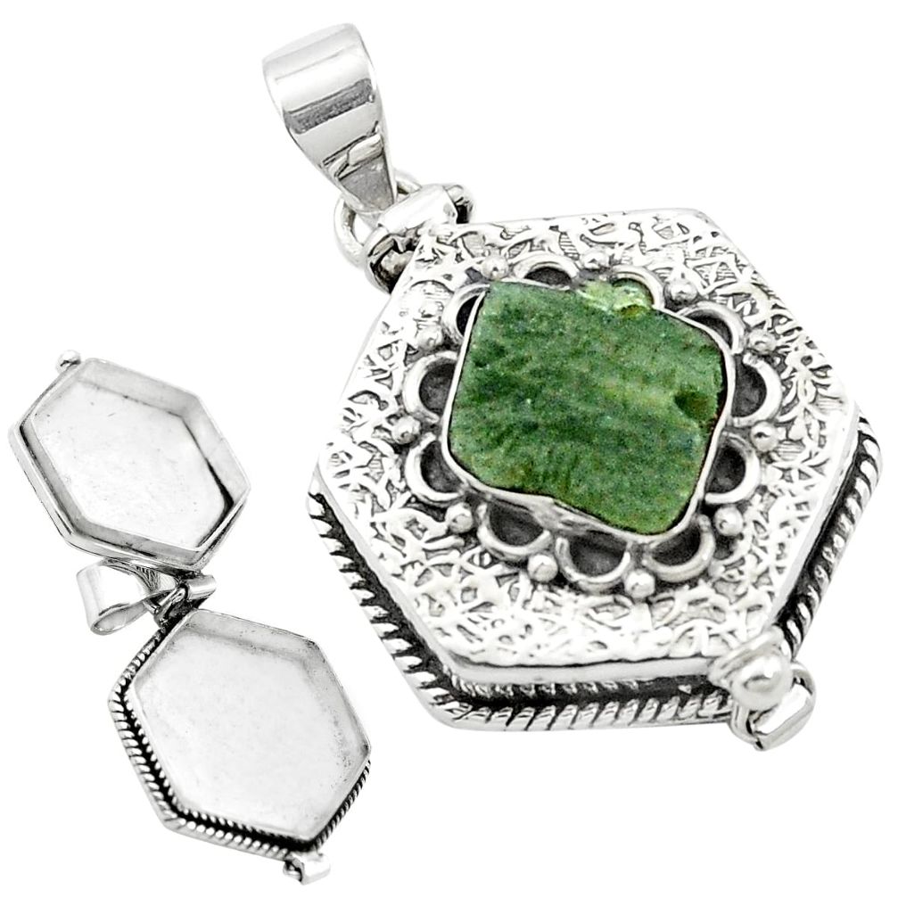 6.54cts natural moldavite (genuine czech) 925 silver poison box pendant m59609