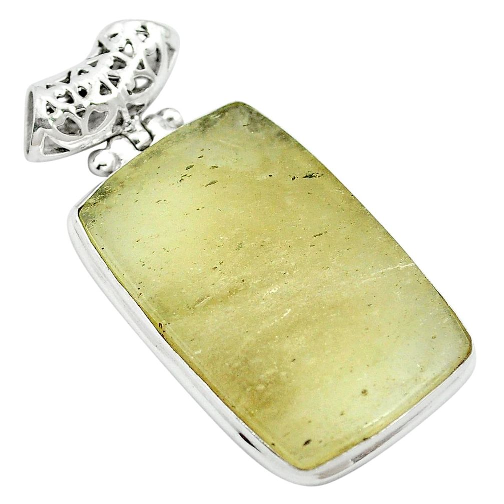 26.06cts natural libyan desert glass (gold tektite) 925 silver pendant m62777