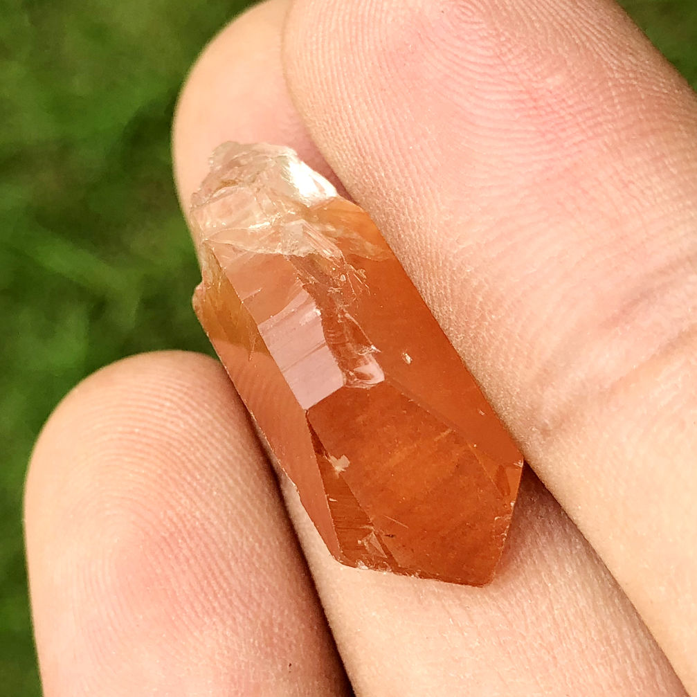 16.30cts tangerine lemurian quartz rough 30x10 mm fancy loose gemstone s3243