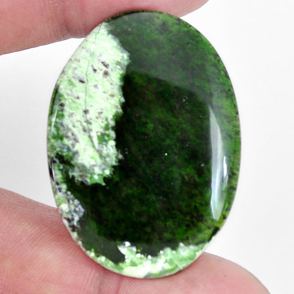 Natural 29.35cts chrome chalcedony green 39x28 mm oval loose gemstone s9082