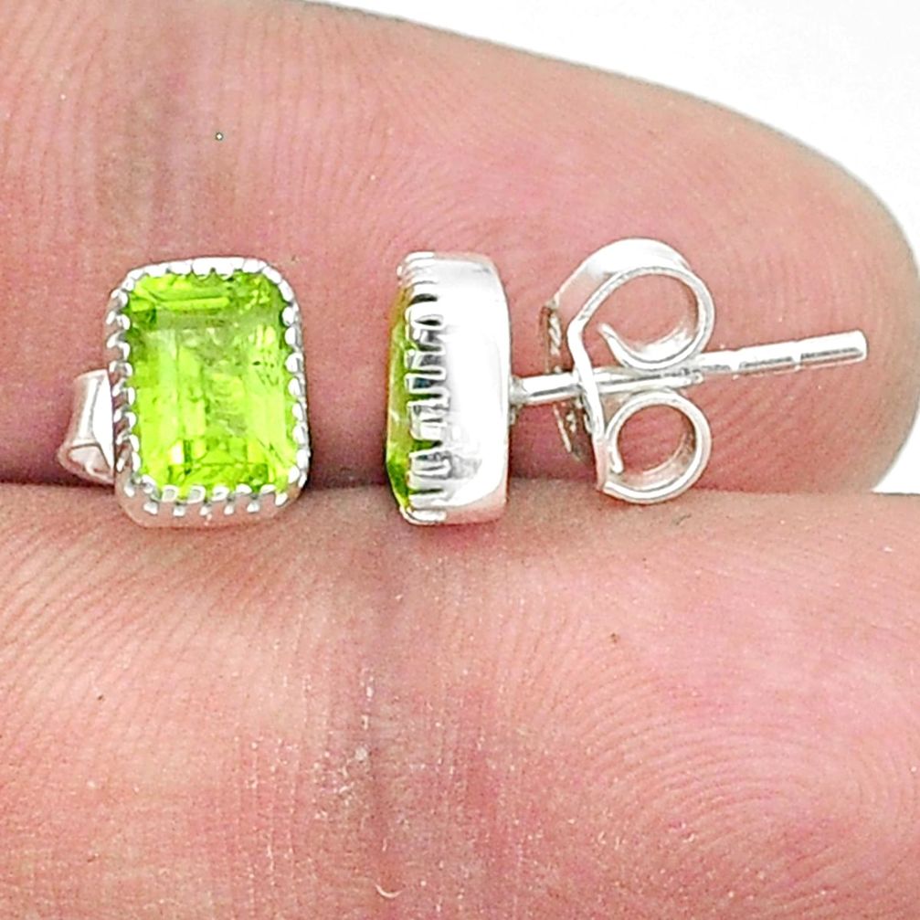 2.69cts faceted natural green peridot 925 sterling silver stud earrings u36218