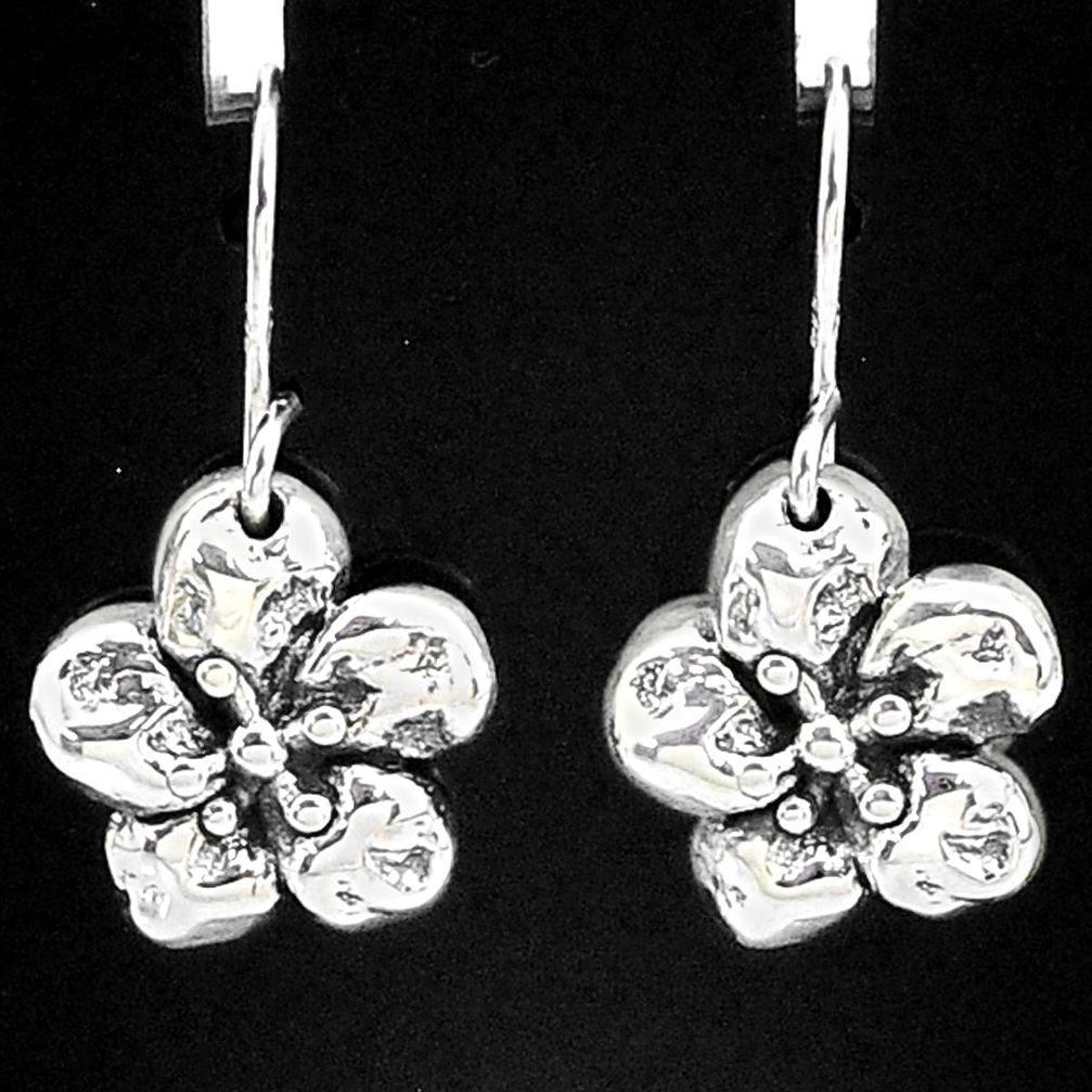 2.28gms indonesian bali style solid 925 sterling silver flower earrings t6148