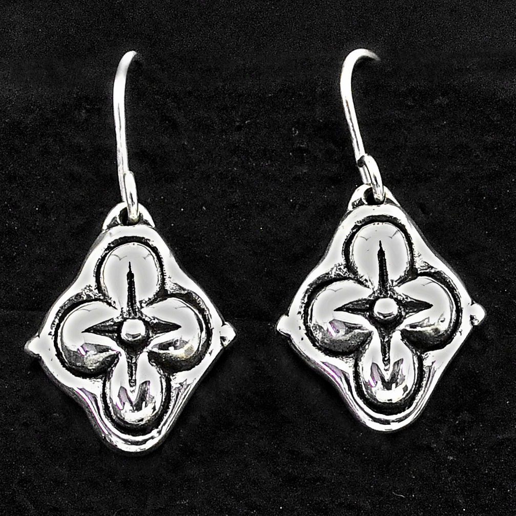 1.63gms indonesian bali style solid 925 sterling silver flower earrings t6169
