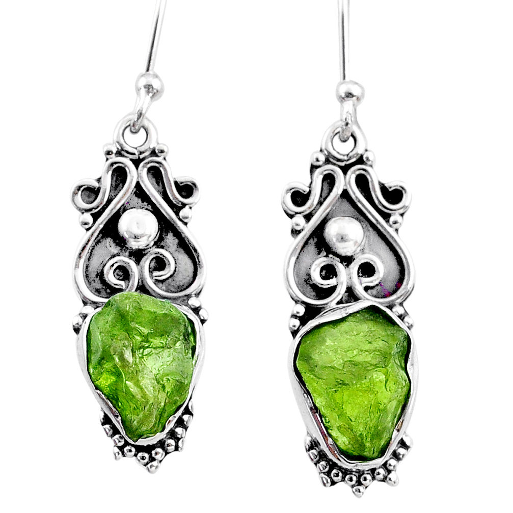8.47cts natural green raw peridot crystal silver dangle earrings r65949
