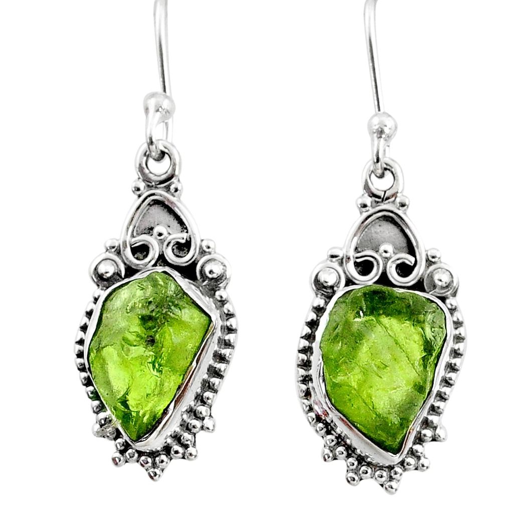 8.09cts natural green raw peridot crystal silver dangle earrings r65966