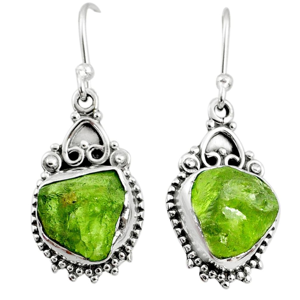 8.57cts natural green raw peridot crystal silver dangle earrings r65970