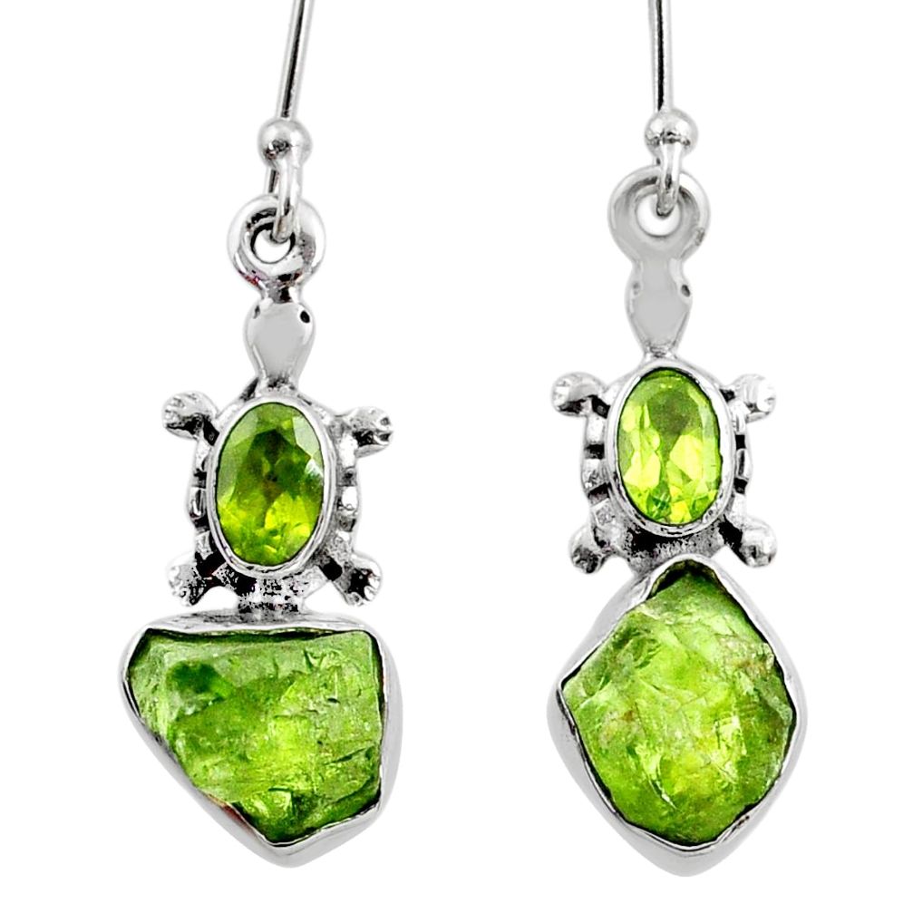 8.99cts natural green raw peridot crystal silver dangle earrings r65972