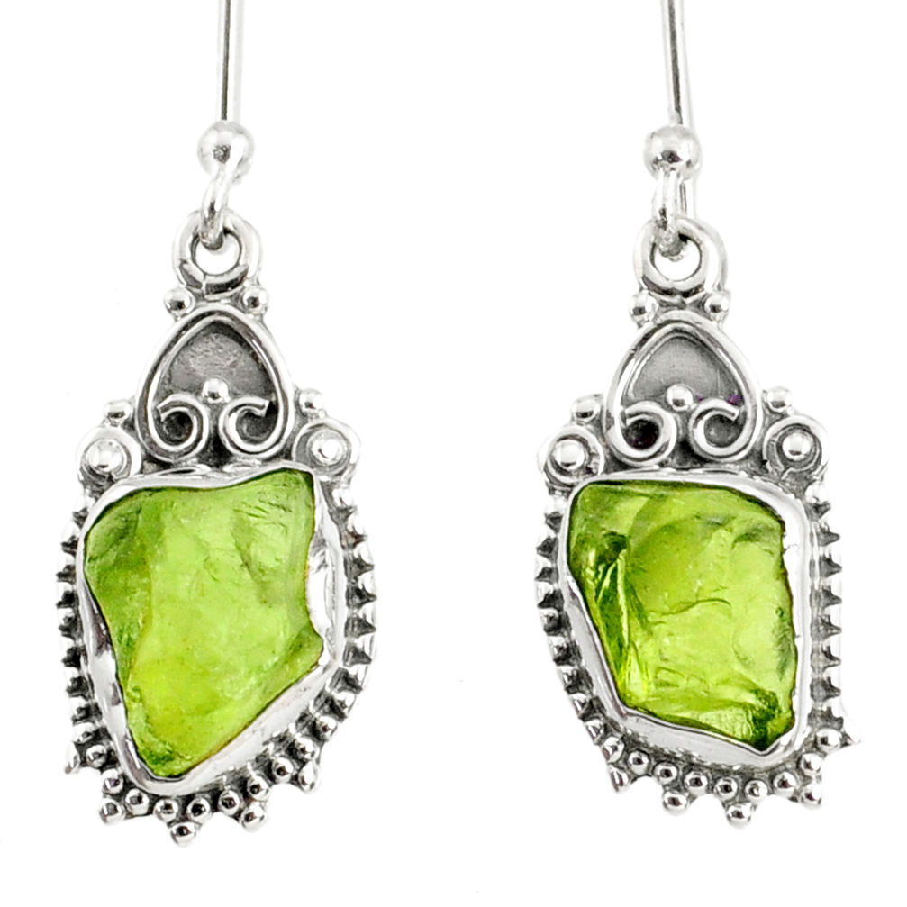 8.07cts natural green peridot rough 925 sterling silver dangle earrings r75162