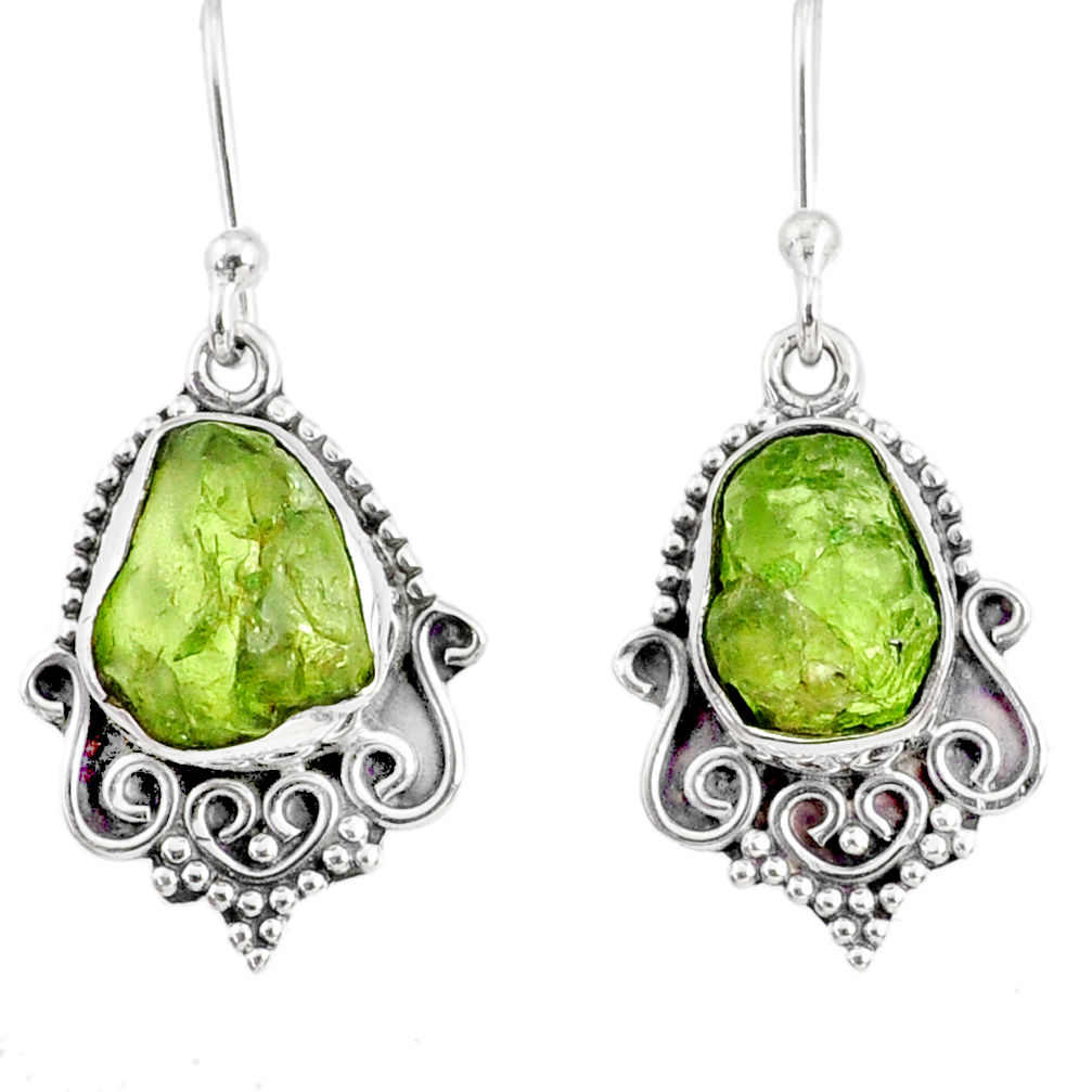 9.37cts natural green peridot rough 925 sterling silver dangle earrings r75174