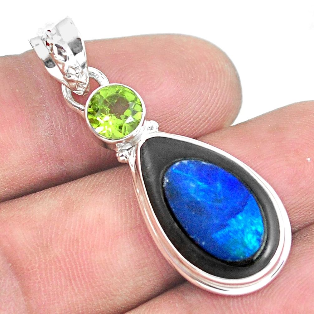 925 silver 12.06cts natural blue doublet opal in onyx peridot pendant p53684