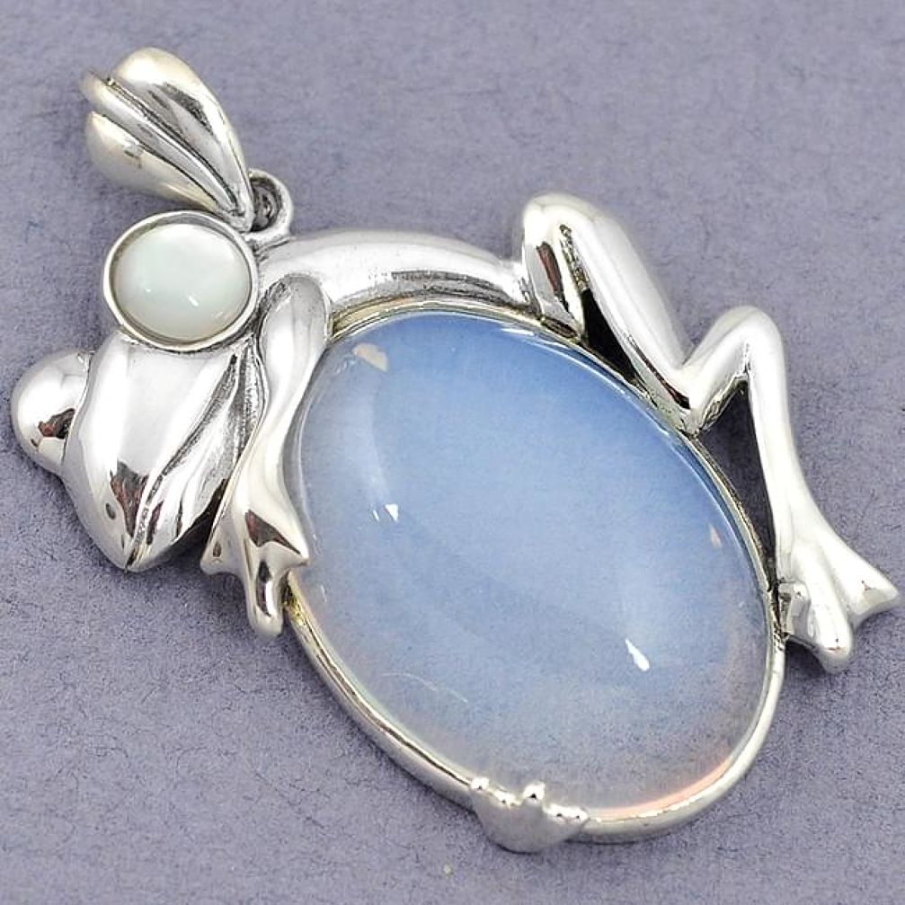 925 STERLING SILVER FROG PENDANT JEWELRY NATURAL WHITE OPALITE PEARL H39933