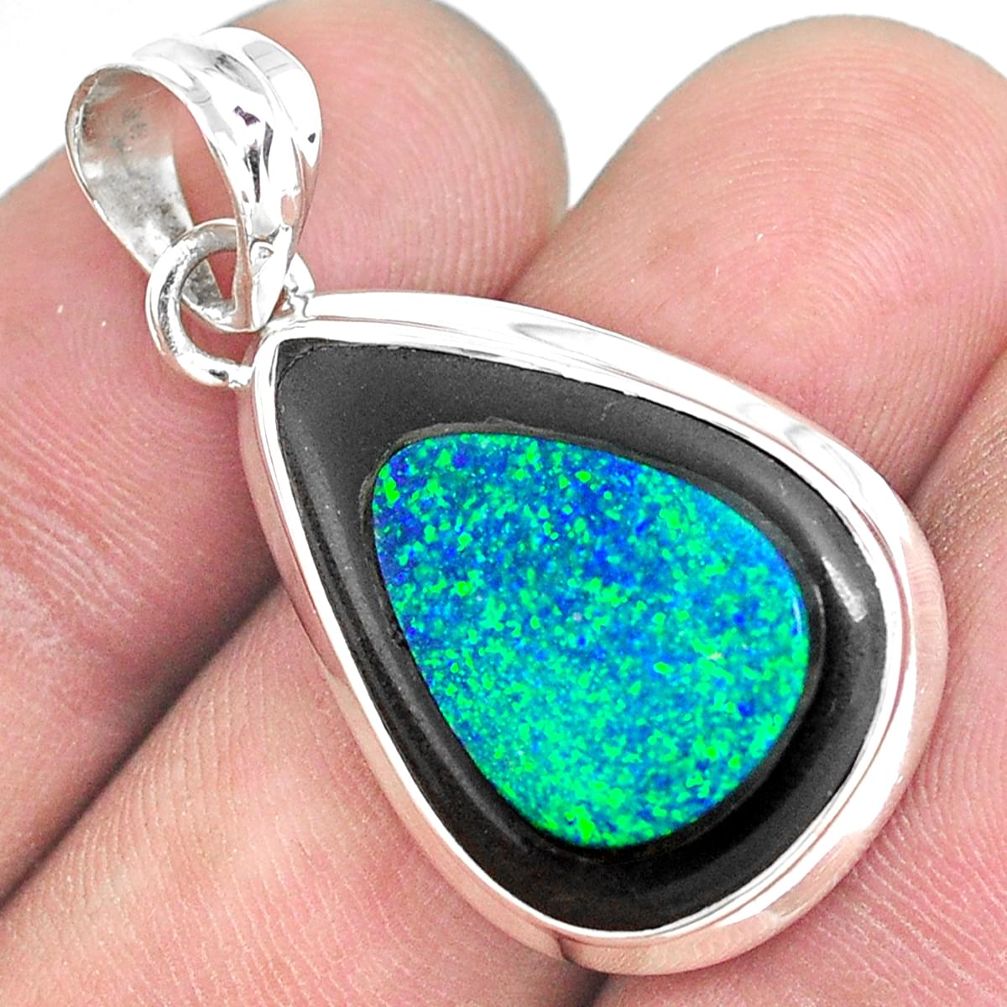 925 sterling silver 17.22cts natural green doublet opal in onyx pendant p53604