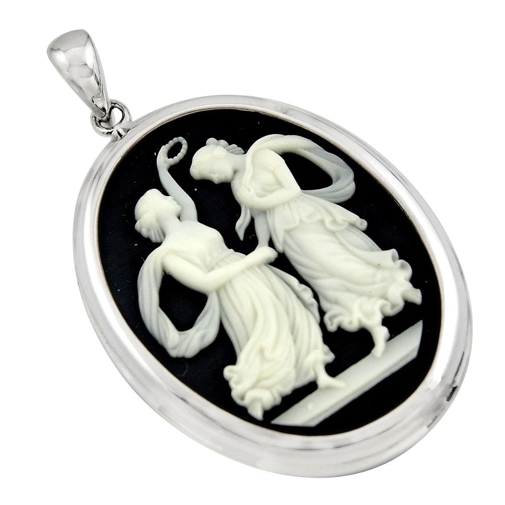 25.19cts white two lady dancing cameo 925 sterling silver pendant c7873