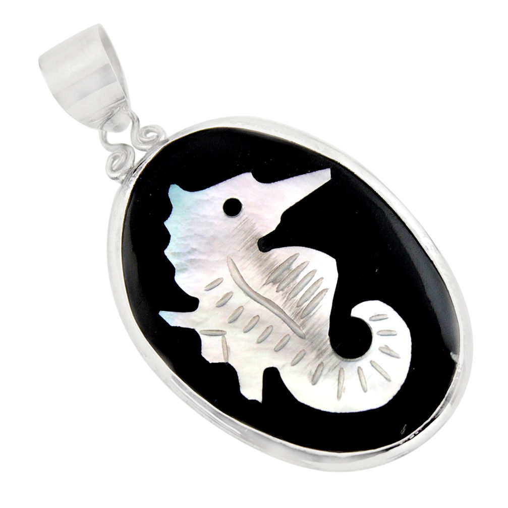 9.68cts natural cameo on shell 925 sterling silver seahorse pendant c8475