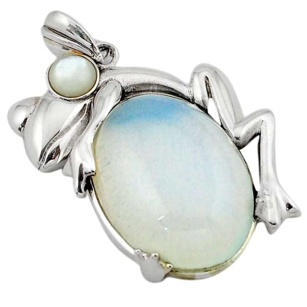 Natural white opalite oval 925 sterling silver frog pendant jewelry j39900