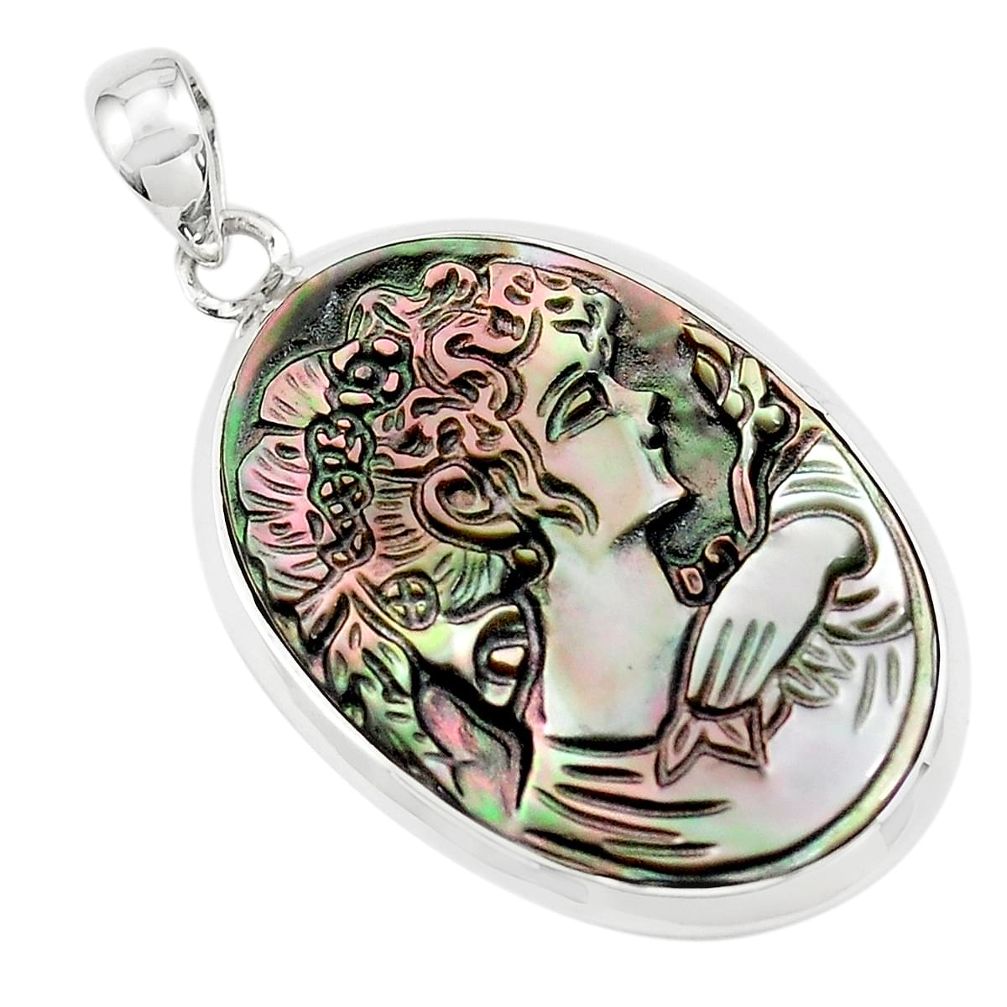 15.65cts lady face natural titanium cameo on shell 925 silver pendant p80209