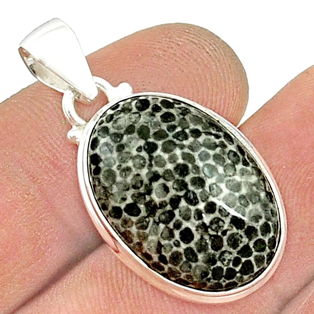 925 silver 13.39cts natural black stingray coral from alaska oval pendant u50836