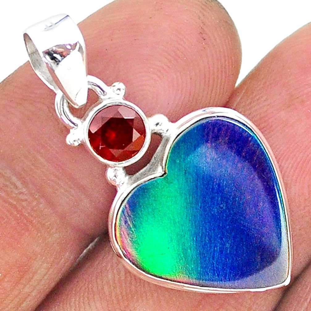 9.34cts northern lights aurora opal (lab) heart red garnet pendant t17009