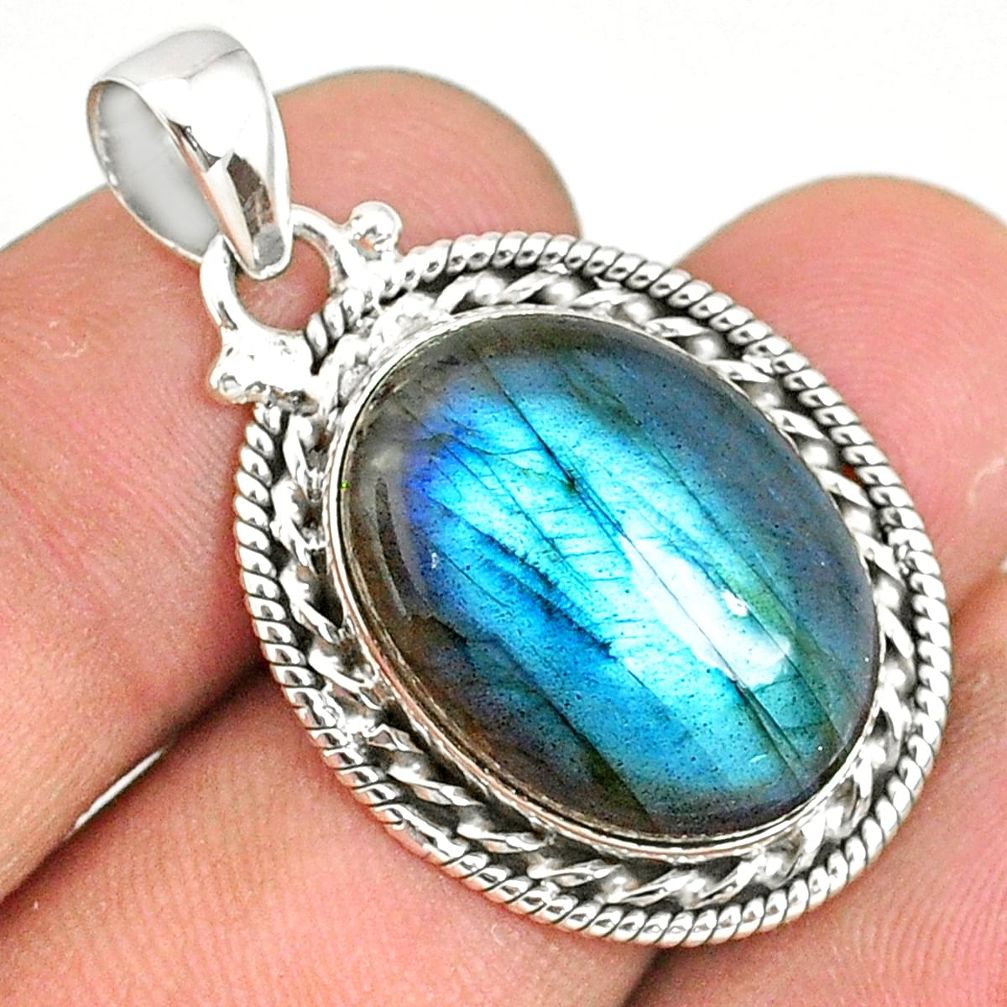 925 sterling silver 18.65cts natural blue labradorite oval pendant r77519