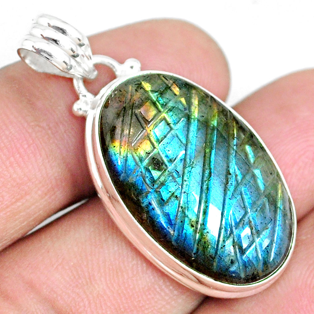 20.88cts carving natural blue labradorite oval 925 silver pendant r69746