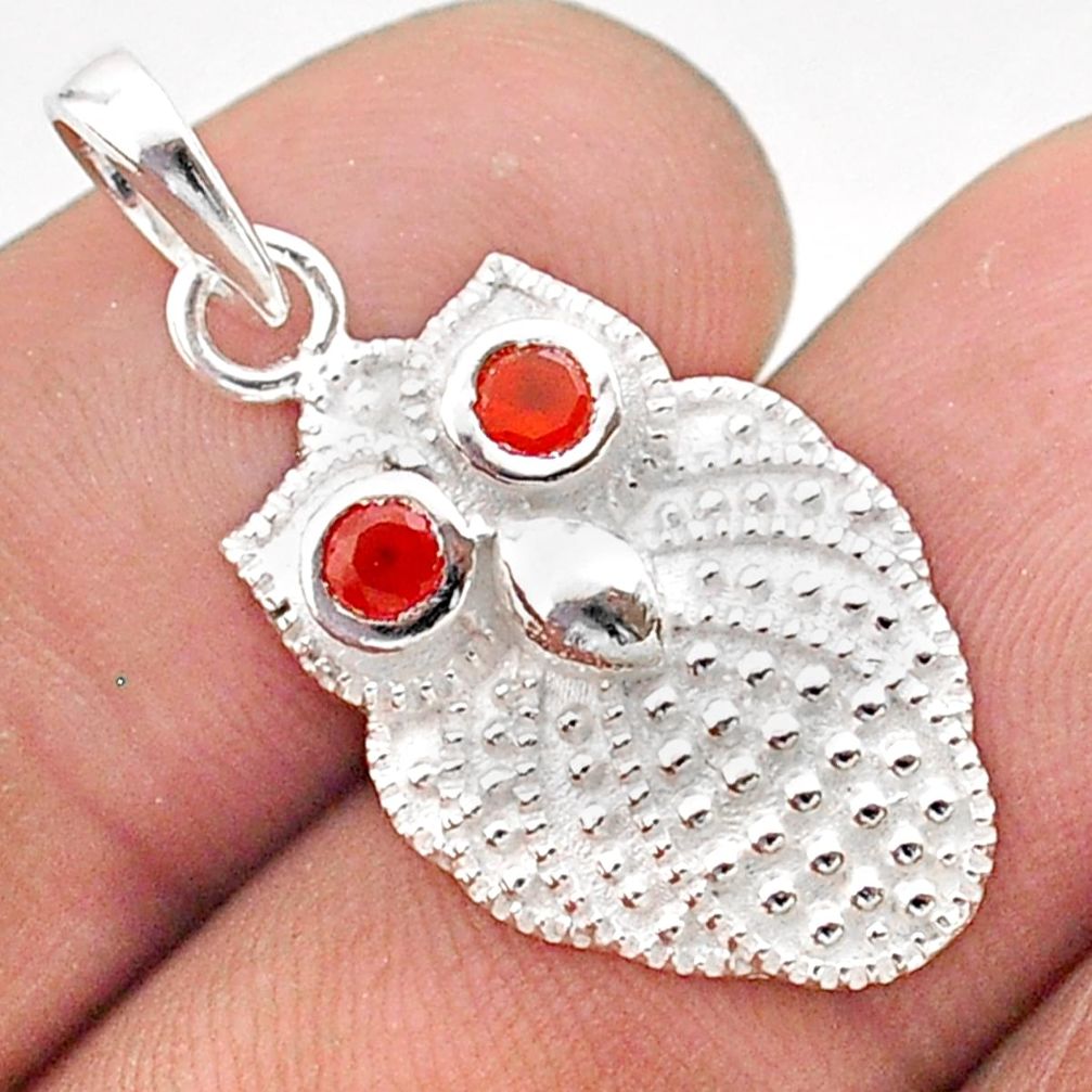 0.72cts filigree natural orange cornelian (carnelian) silver owl pendant t59609