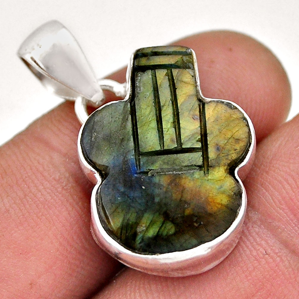 13.15cts guitar yellow labradorite spectrolite ( finland) silver pendant n46277