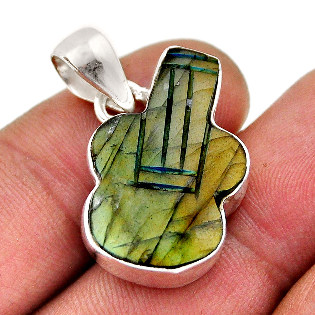 13.63cts guitar yellow labradorite spectrolite ( finland) silver pendant n46280