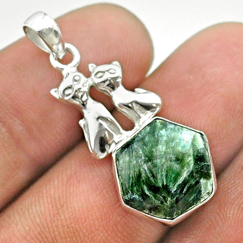 5.45cts hexagon natural green seraphinite 925 silver two cats pendant t55299