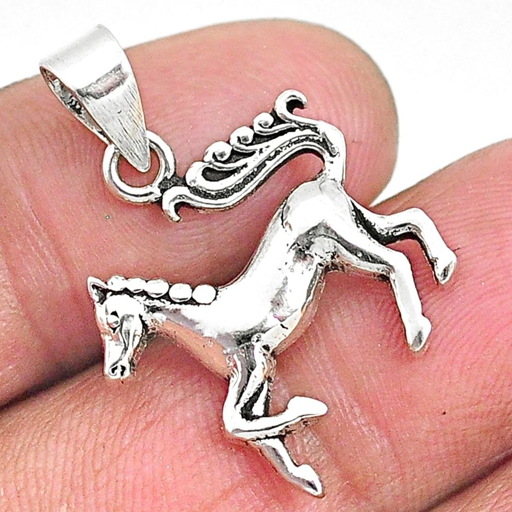 2.69gms indonesian bali style solid 925 sterling silver horse pendant t6254