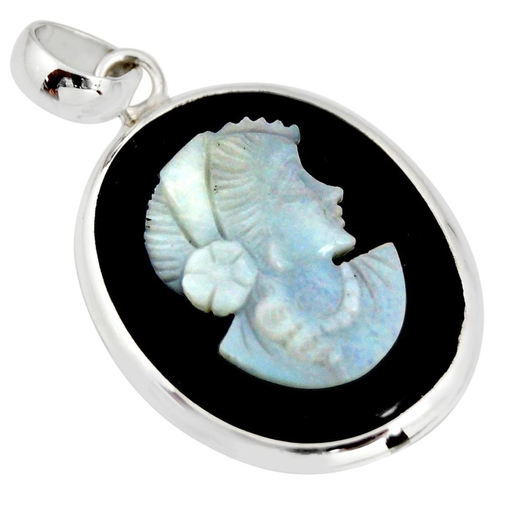 15.68cts lady face natural black opal cameo on black onyx silver pendant r20460