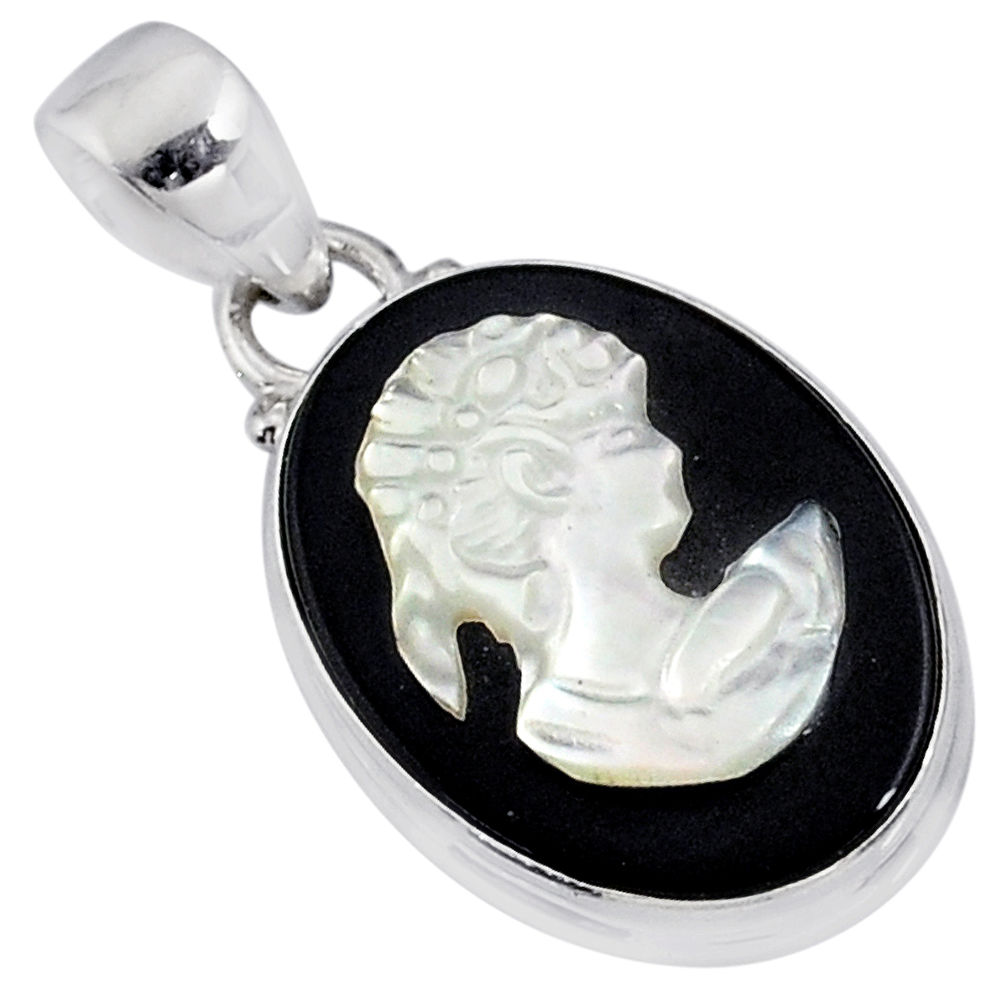 10.08cts lady face natural opal cameo on black onyx 925 silver pendant r80386