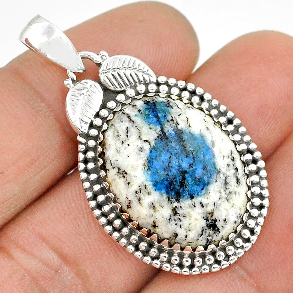 16.89cts leaf natural k2 blue (azurite in quartz) 925 silver leaf pendant u87401