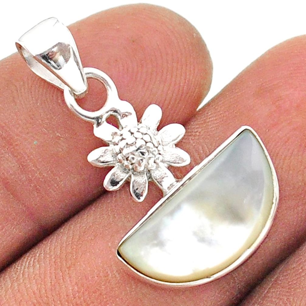 5.22cts moon natural white pearl 925 sterling silver flower pendant t63505
