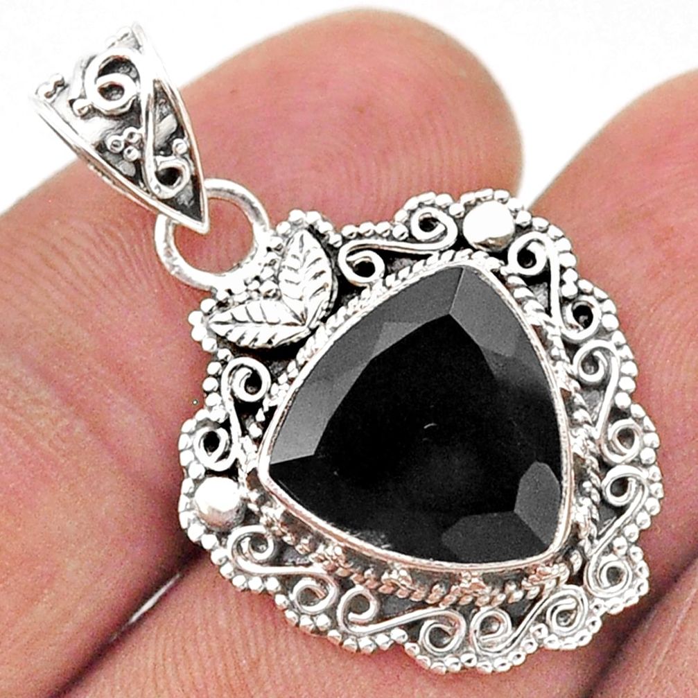 6.36cts natural black onyx trillion 925 sterling silver pendant jewelry t63657