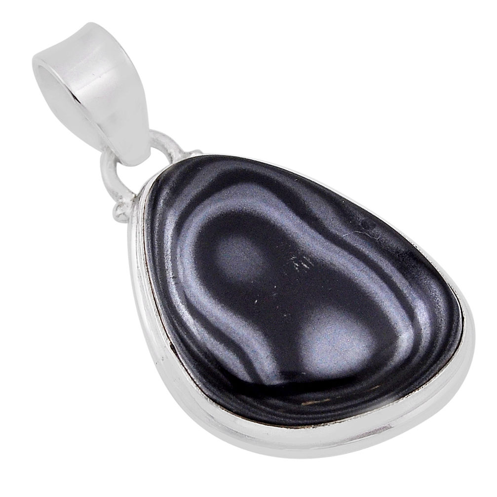 17.98cts natural black psilomelane (crown of silver) 925 silver pendant n31231