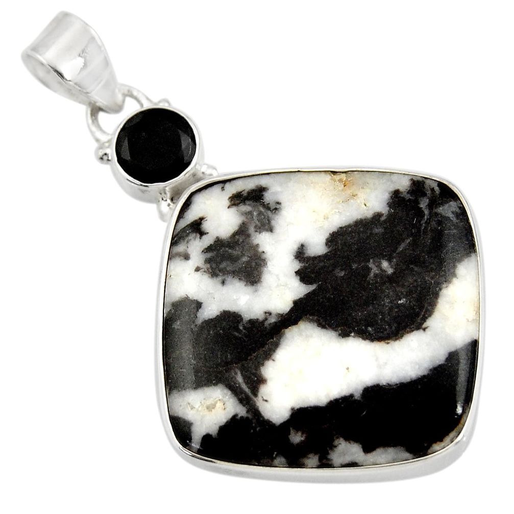 29.34cts natural black zebra jasper onyx 925 sterling silver pendant d42193